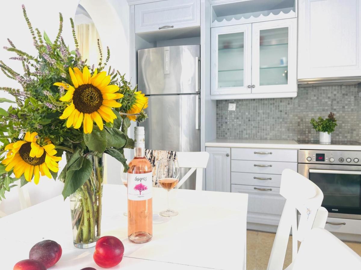 Aphrodite Sunshine Suite Mykonos Town Екстериор снимка